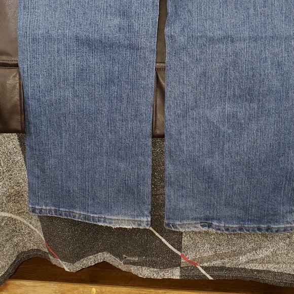 Lee | Natural Straight Leg Jeans - Picture 6 of 7